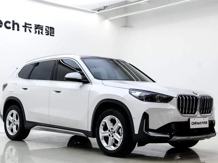 بي إم دبليو X1 2024 sDrive20Li X حزمة التصميم