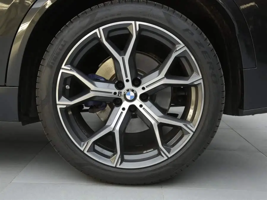 BMW X5 2023 xDrive 40Li Excellence M Sport Night Package