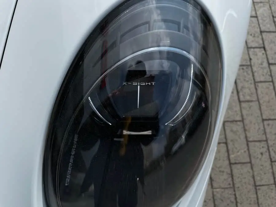 بورش 911 2023 كاريرا 4 3.0T