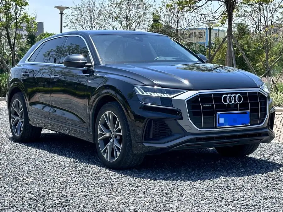 أودي Q8 2022 55 TFSI الفاخرة الديناميكية