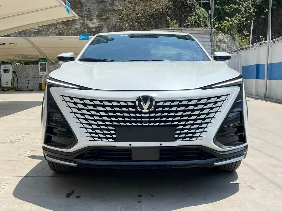 شانغن UNI-T 2023 الجيل الثاني 1.5T الفاخر