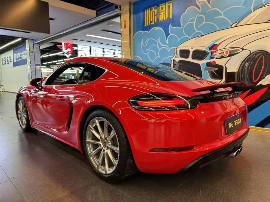Porsche 718 2020 Cayman 2.0T