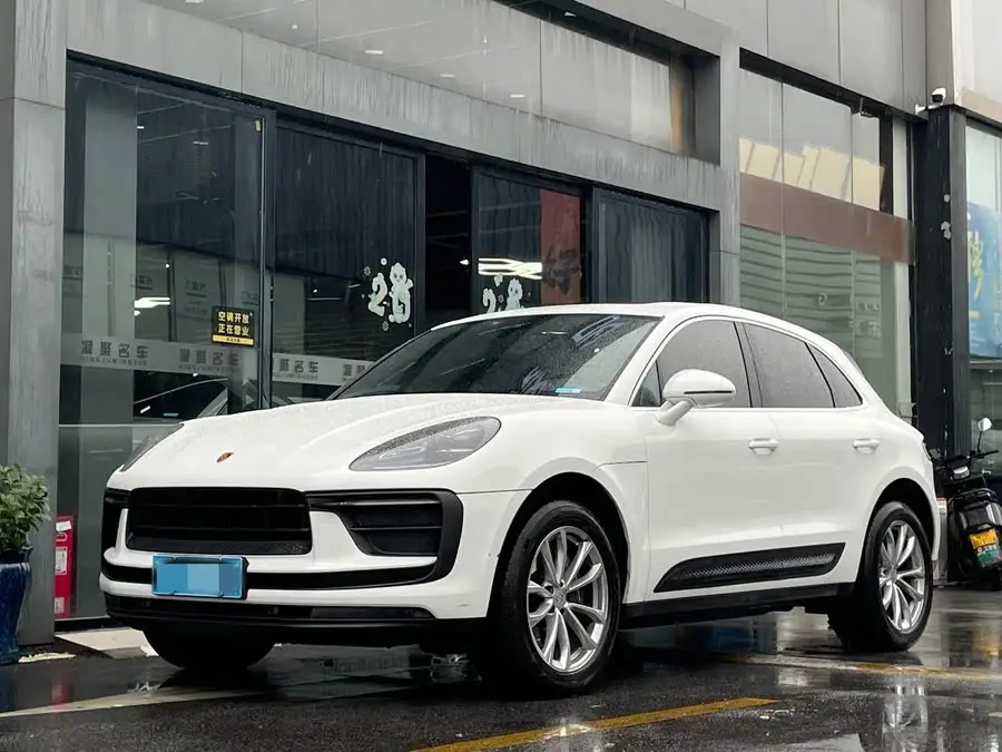 2022 Macan 2.0T