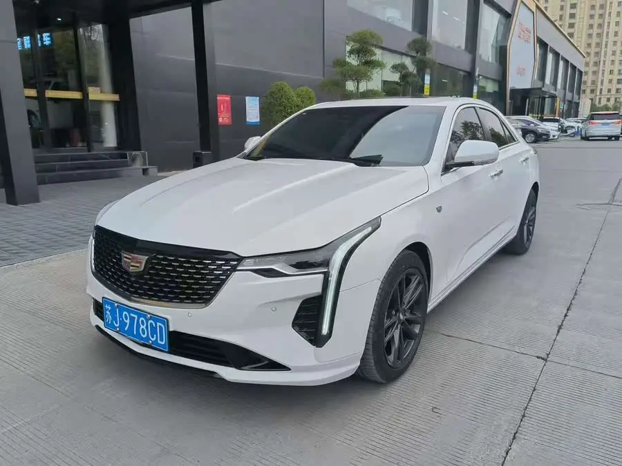 Cadillac CT4 2022 28T Luxury