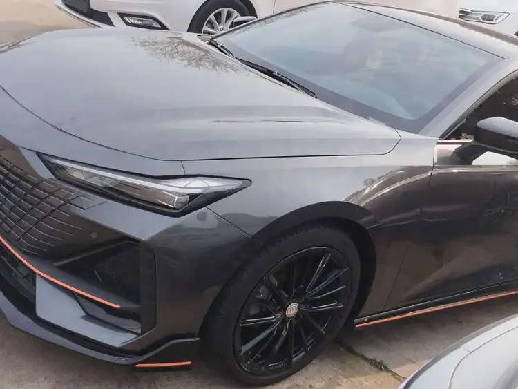 Changan UNI-V 2023 1.5T Sport Edition