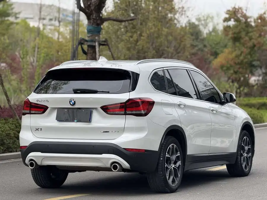 BMW X1 2022 sDrive25Li Leading Edition
