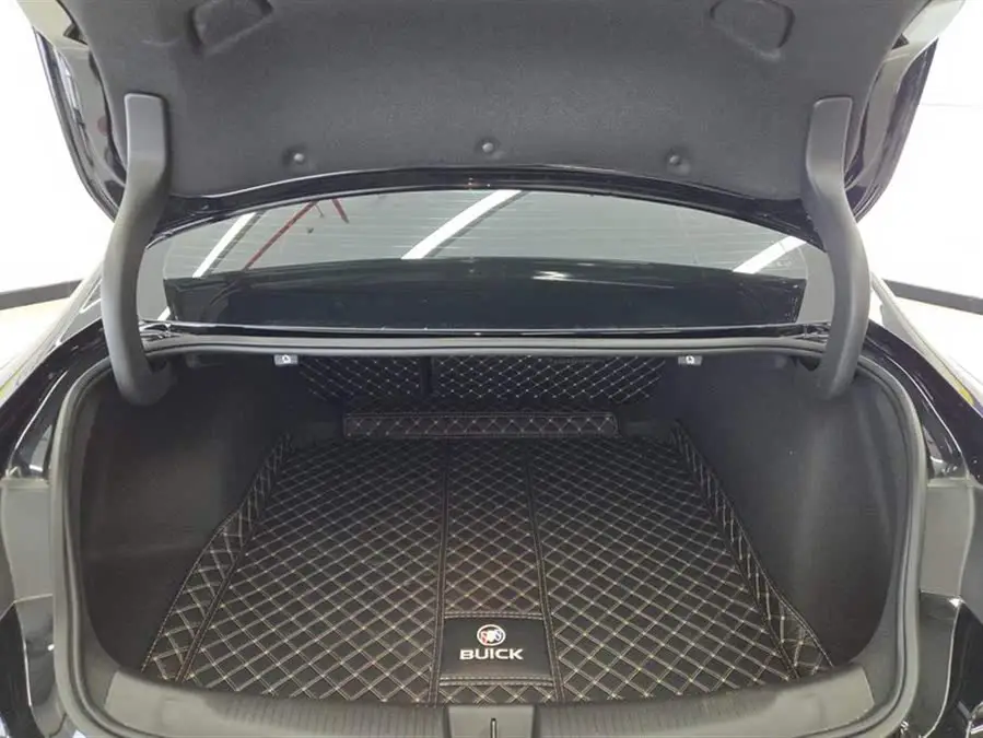 بيوك ريجال 2024 25T إصدار سوبر إنجوي