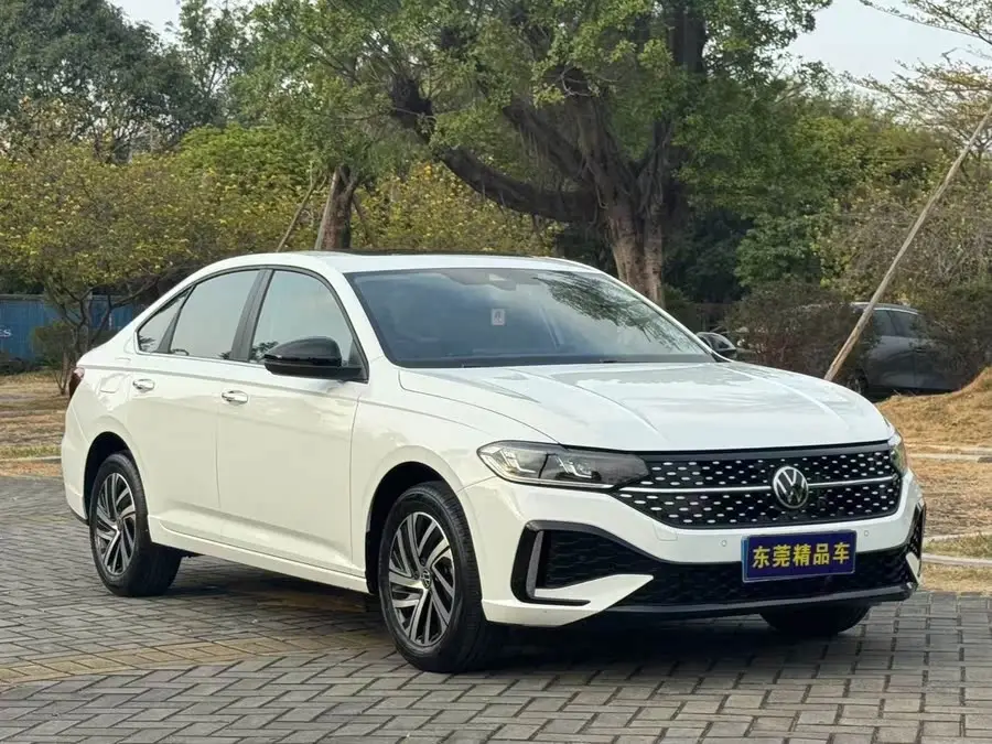 لافيدا 2024 300TSI DSG نسخة الريادة النجمية