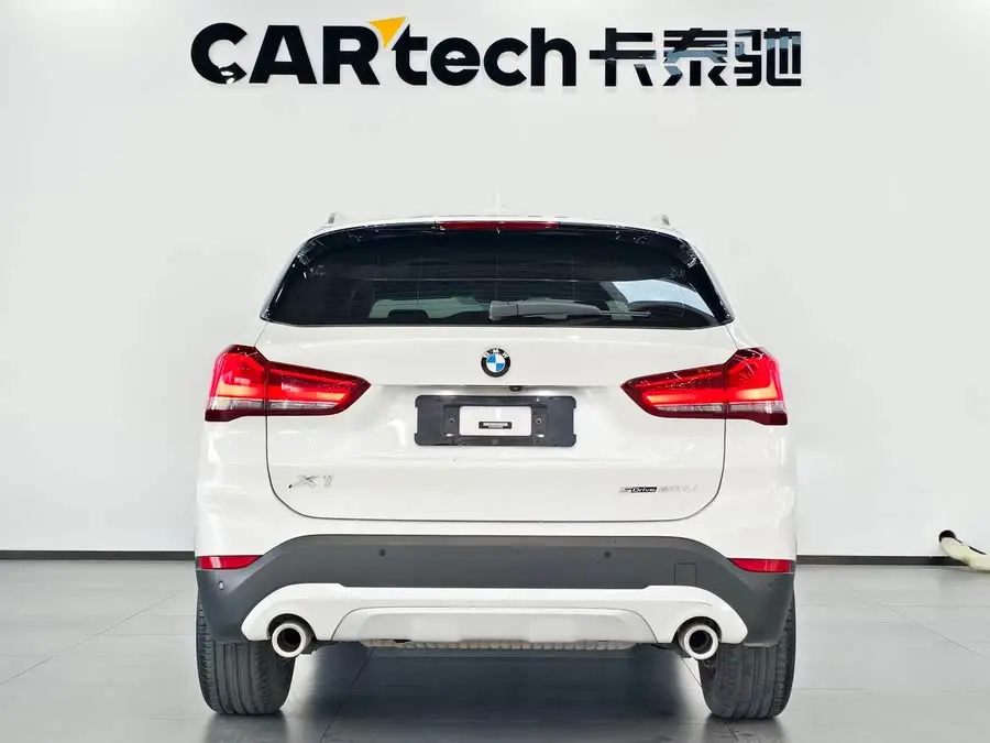 BMW X1 2022 sDrive20Li Luxury