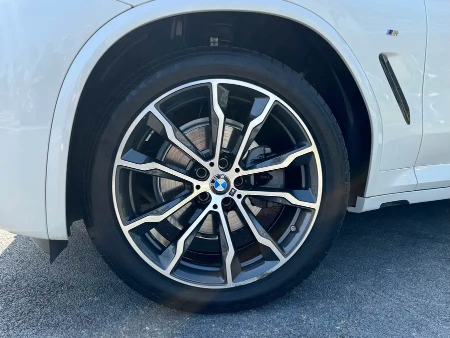 BMW X3 2022 xDrive30i Leading Model M Night Package