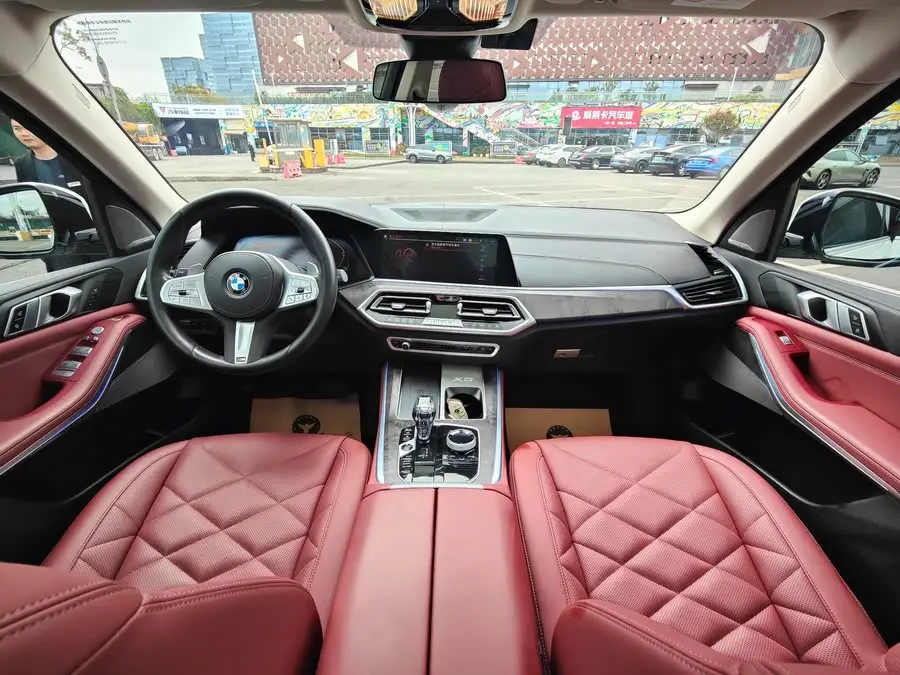 BMW X5 2022 xDrive 30Li Exclusive M Sport Package