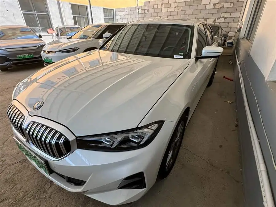 بي إم دبليو i3 2022 eDrive 35 L