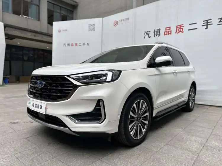 2021 Ford Edge PLUS EcoBoost 245 AWD Premium 7-Seater