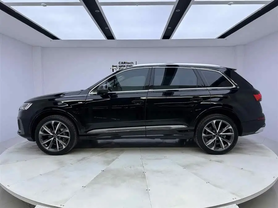 Audi Q7 2022 55 TFSI quattro S line Sport