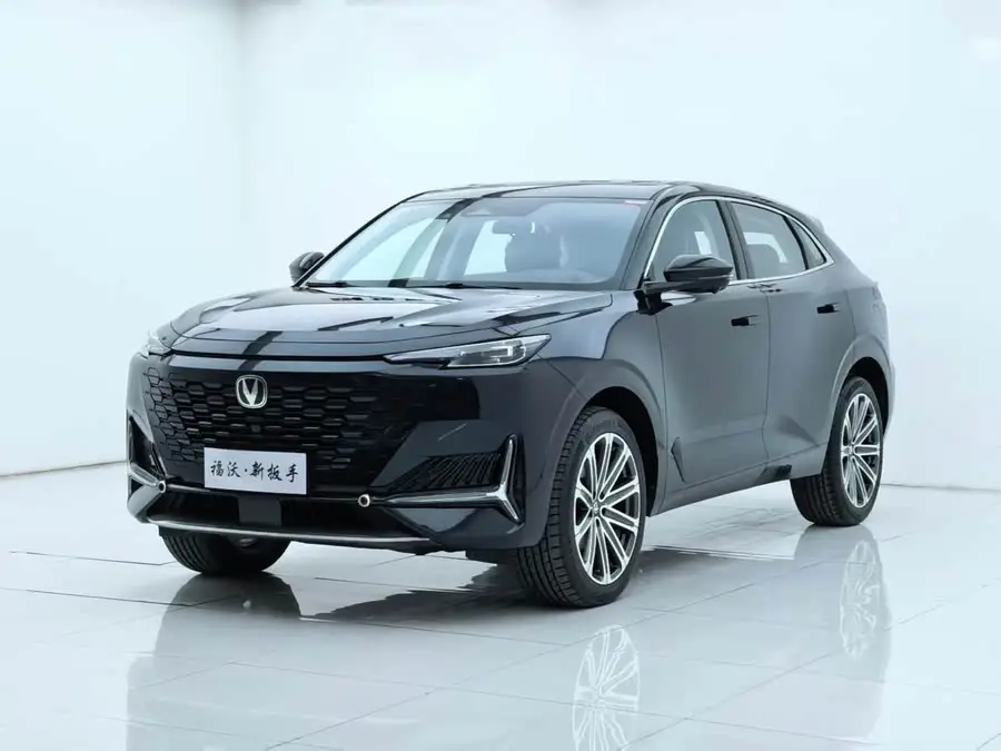 Changan UNI-K 2023 2.0T Two-Wheel Drive Yue Ling Edition
