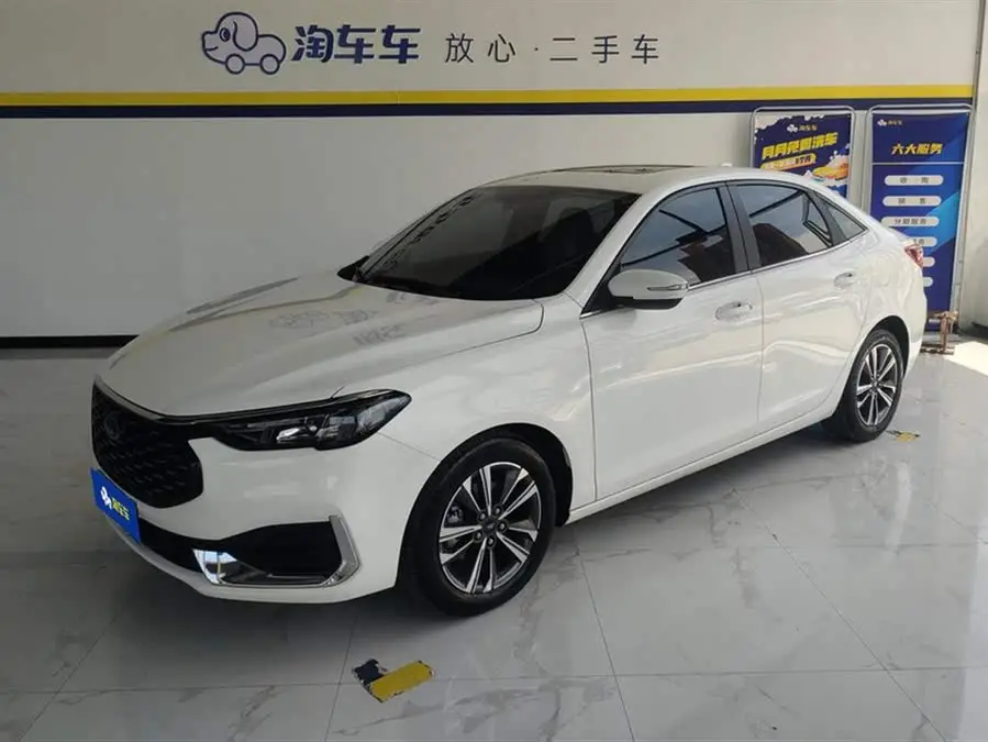 Ford Focus 2021 1.5L Automatic Diamond Edition