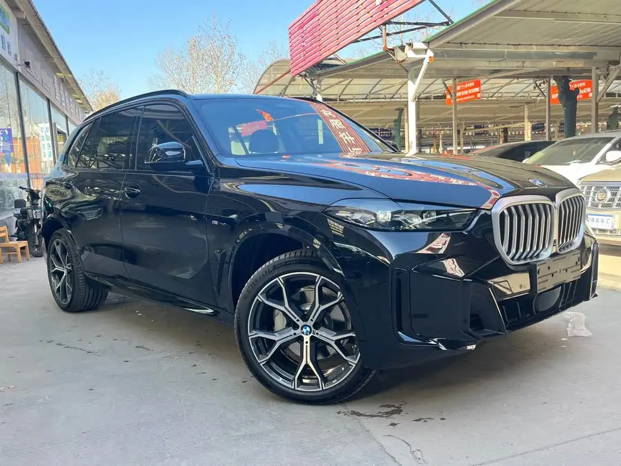 2023 BMW X5 xDrive 30Li Exclusive M Sport Night Package