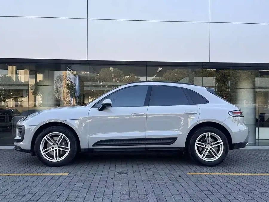 2023 Macan Macan 2.0T