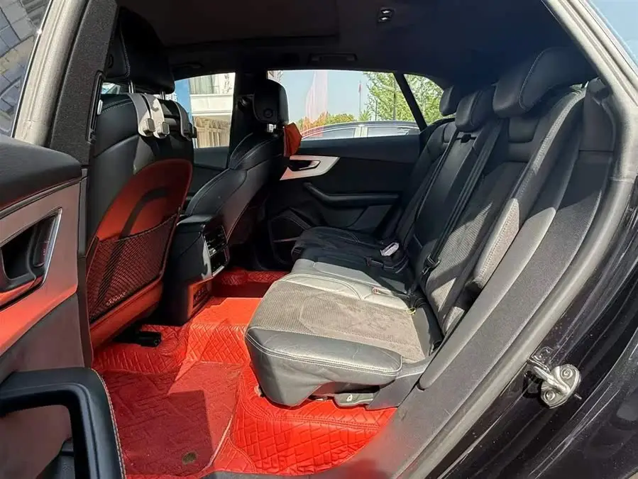 أودي Q8 2019 55 TFSI ديناميكية متميزة