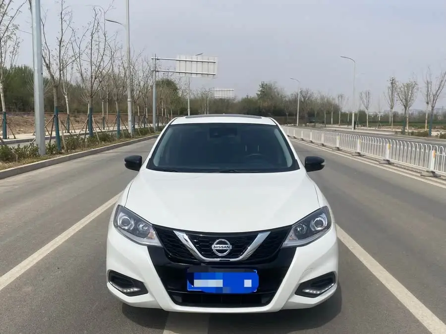 نيسان تييدا 2021 1.6 لتر CVT نسخة ذكية