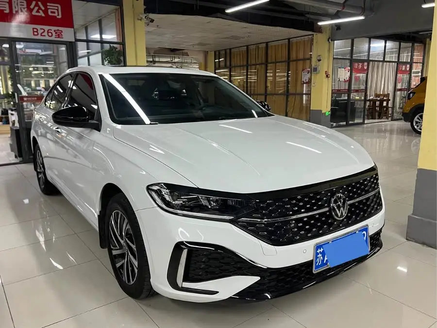 Lavida 2024 300TSI DSG Starry Leading Edition