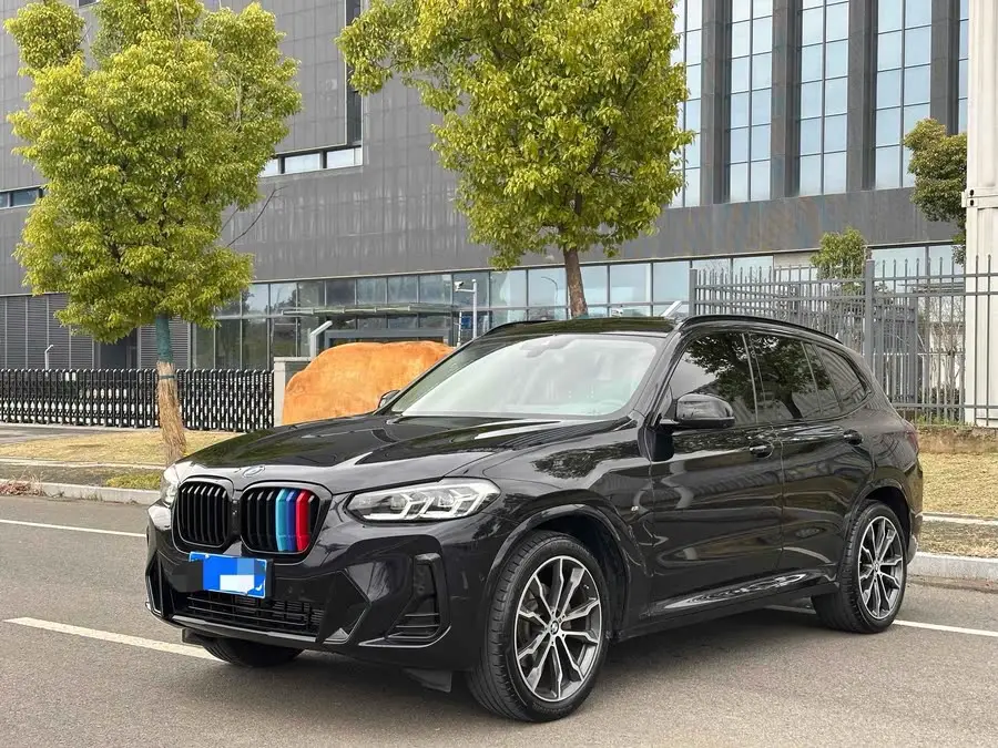 BMW X3 2023 xDrive30i Leading Model M Night Package
