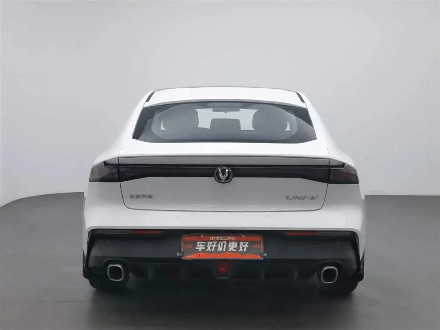 Changan UNI-V 2023 1.5T Premium