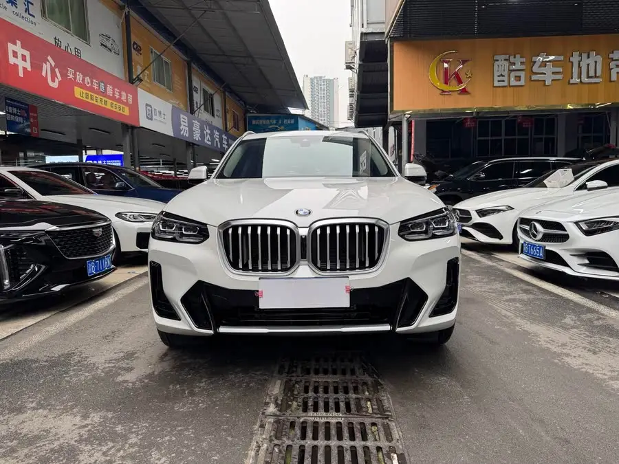 بي إم دبليو X3 2023 xDrive25i حزمة M الرياضية