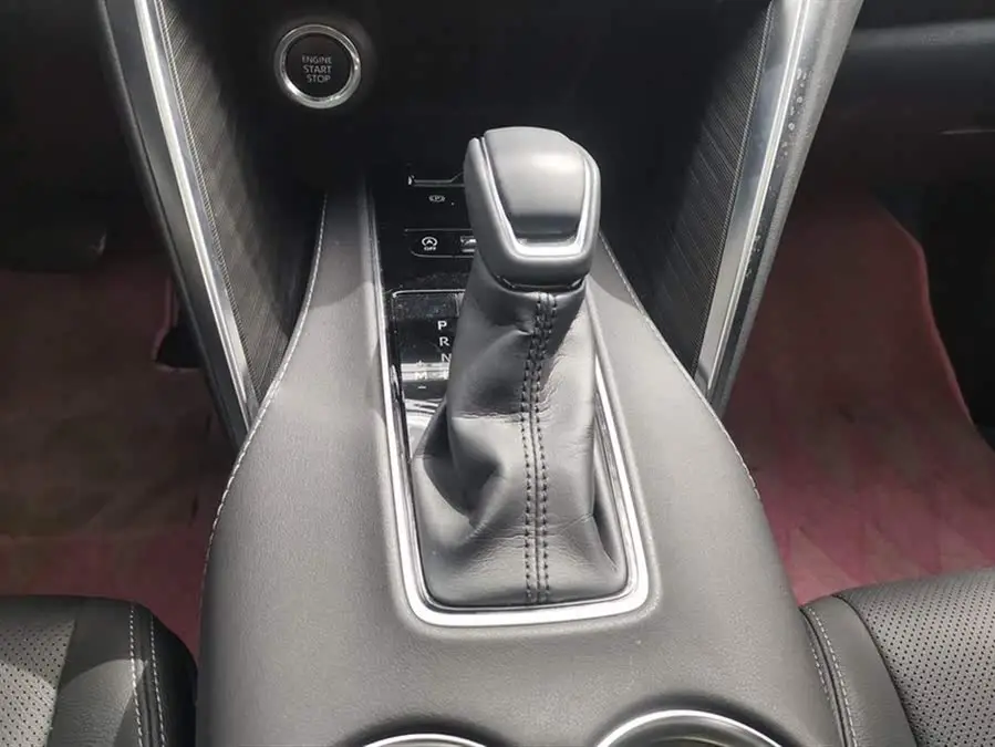 لينغفانغ هارير 2022 2.0L CVT نسخة فاخرة ذات دفع ثنائي