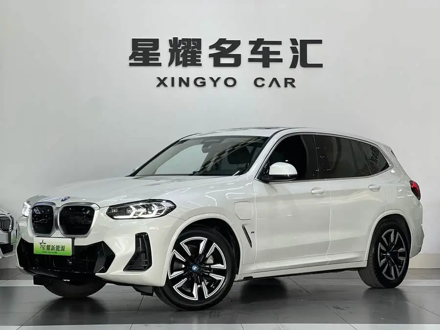 BMW iX3 2022 Facelift Leading Model