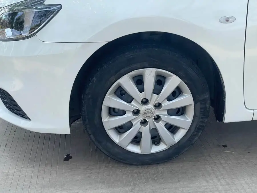 2022 نيسان سيلفي كلاسيك 1.6XE CVT نسخة الراحة