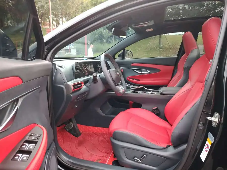 تشانجان UNI-T 2020 1.5T بريميوم