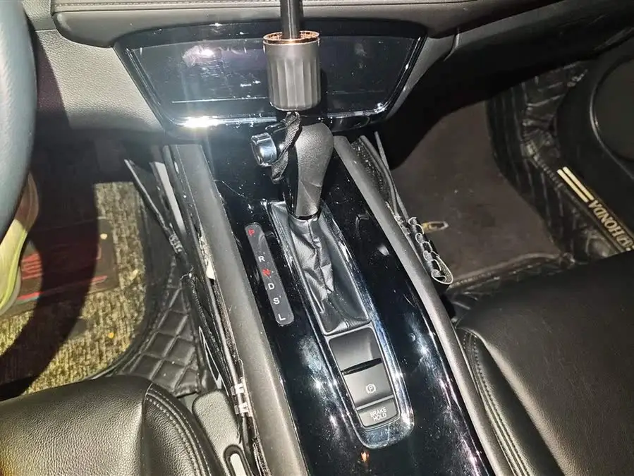 هوندا HR-V 2020 220 توربو CVT النسخة النخبوية