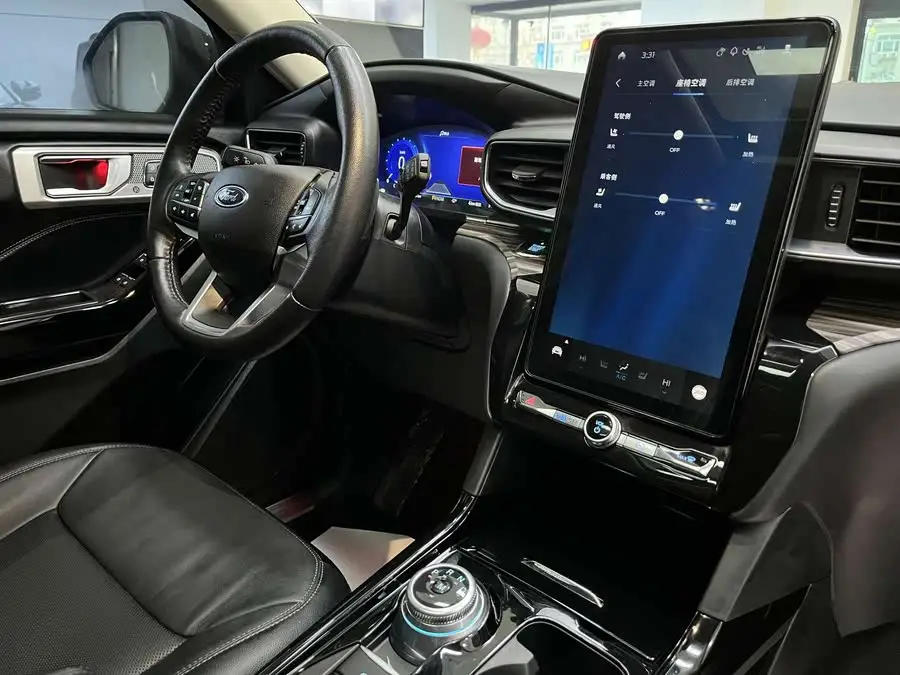 Explorer 2020 EcoBoost 285 4WD Titanium Edition 7-Seater