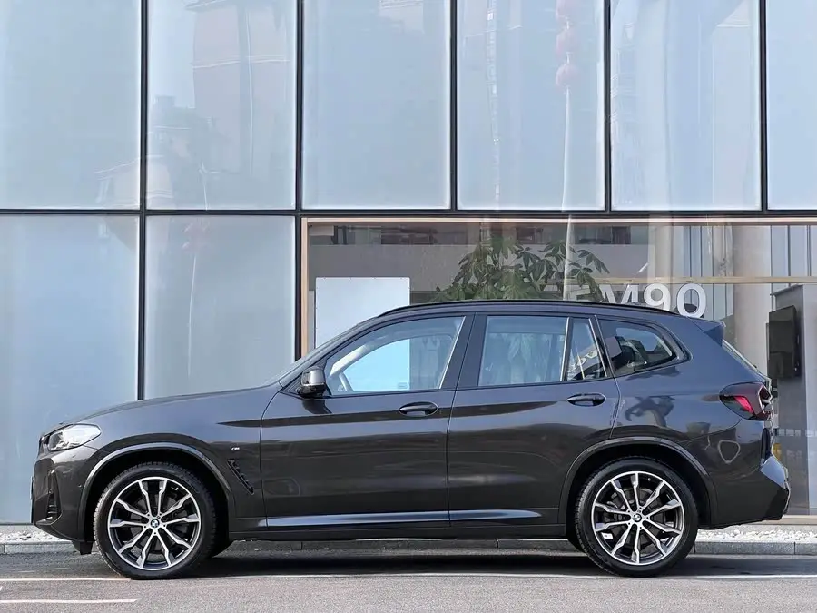 BMW X3 2023 xDrive30i Leading M Night Package