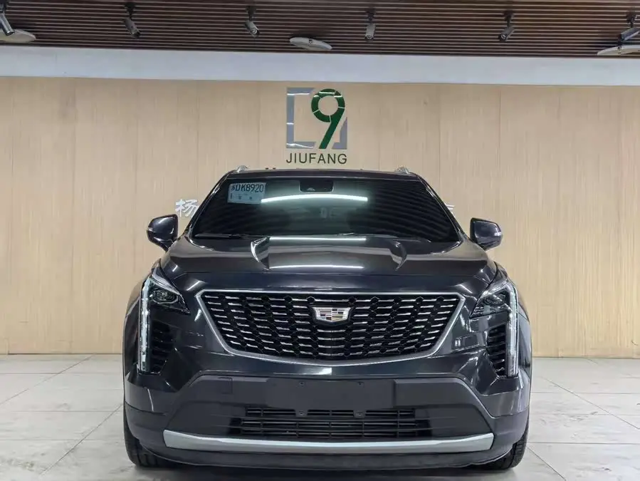 Cadillac XT4 2022 28T Two-Wheel Drive Luxury