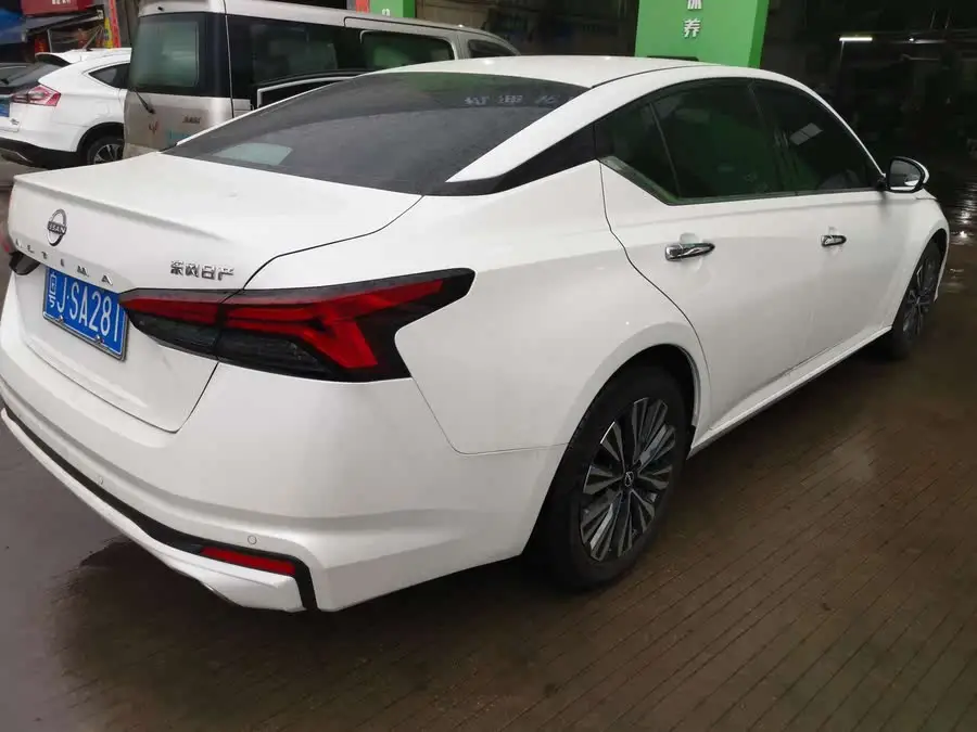 تينلاي 2024 2.0L XE نسخة القلب الصادق