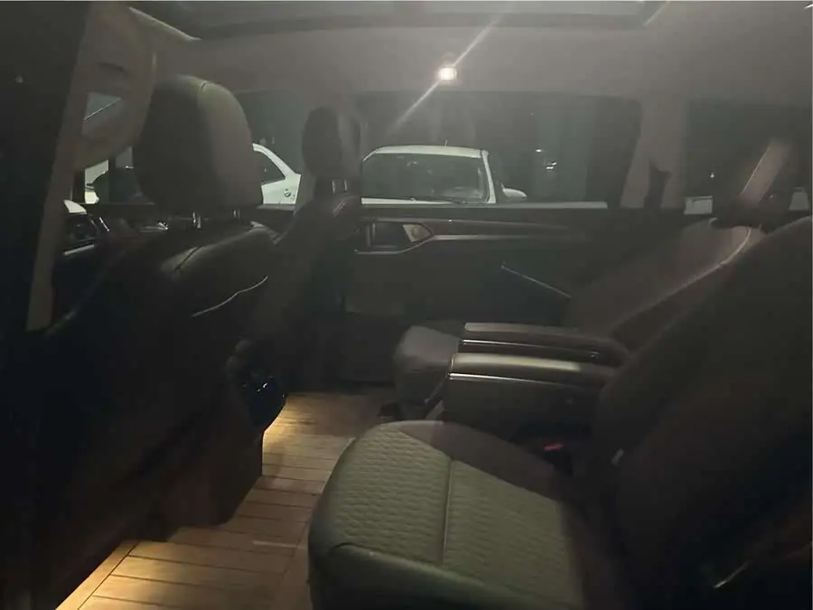 وي ران 2020 طراز 330 TSI نسخة الأعمال