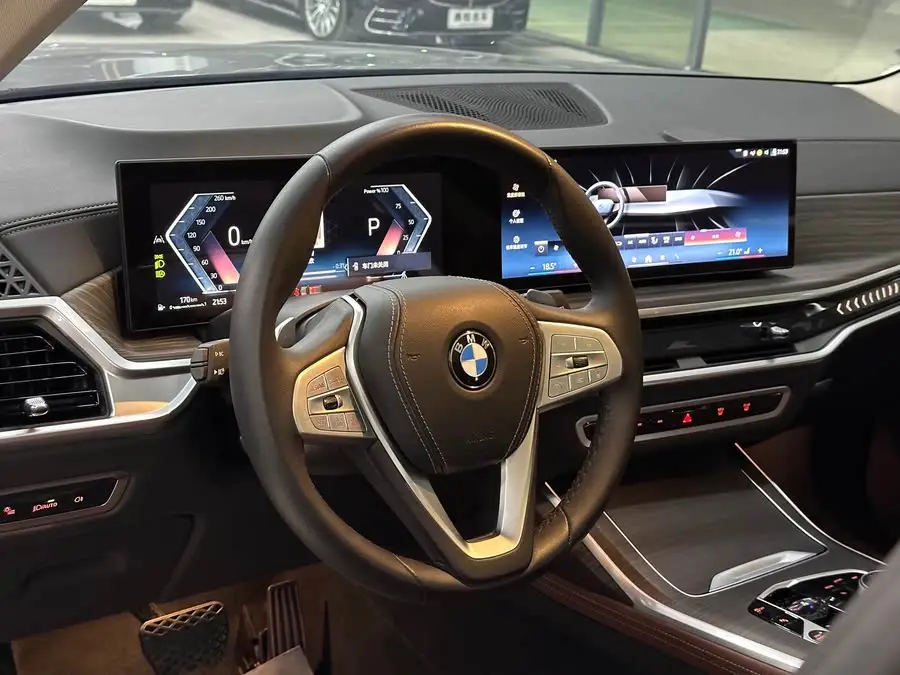 بي إم دبليو X7 2023 xDrive40i حزمة فاخرة