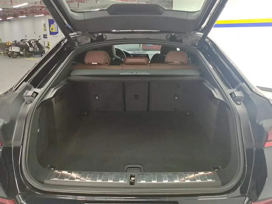 بي إم دبليو X6 2022 موديل مُحدث xDrive30i حزمة M الرياضية