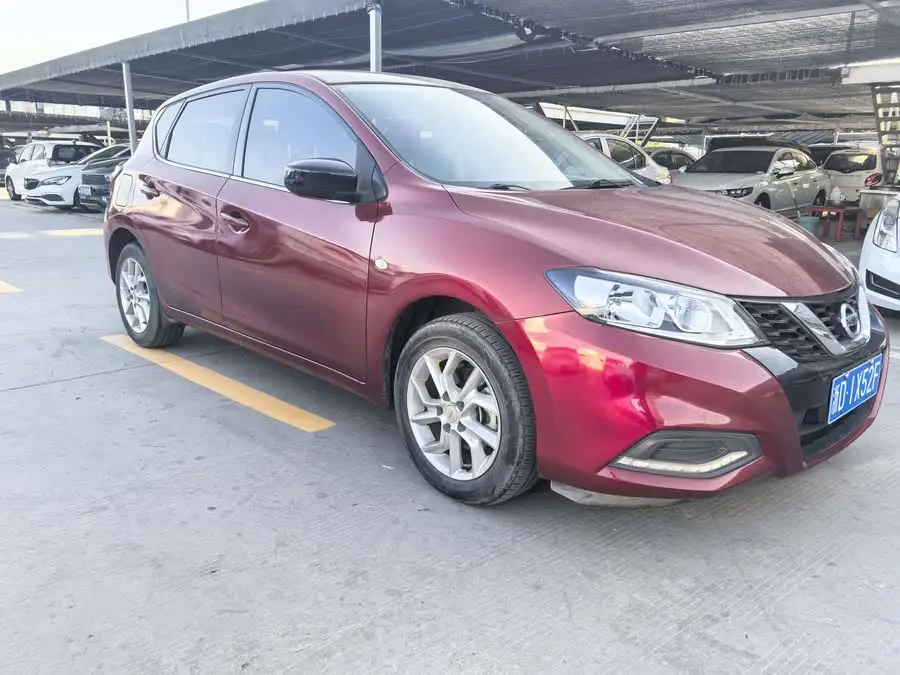 نيسان تييدا 2021 1.6 لتر CVT الإصدار الرائع