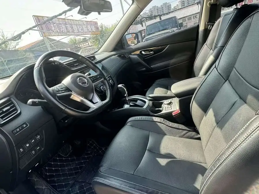 نيسان إكس-تريل 2021 2.5 لتر CVT 4WD XL ITS الفئة الفاخرة