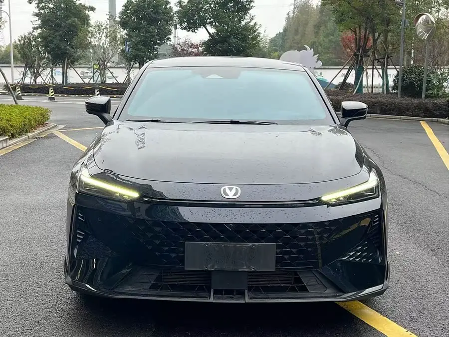 Changan UNI-V 2024 1.5T Premium Sports Version