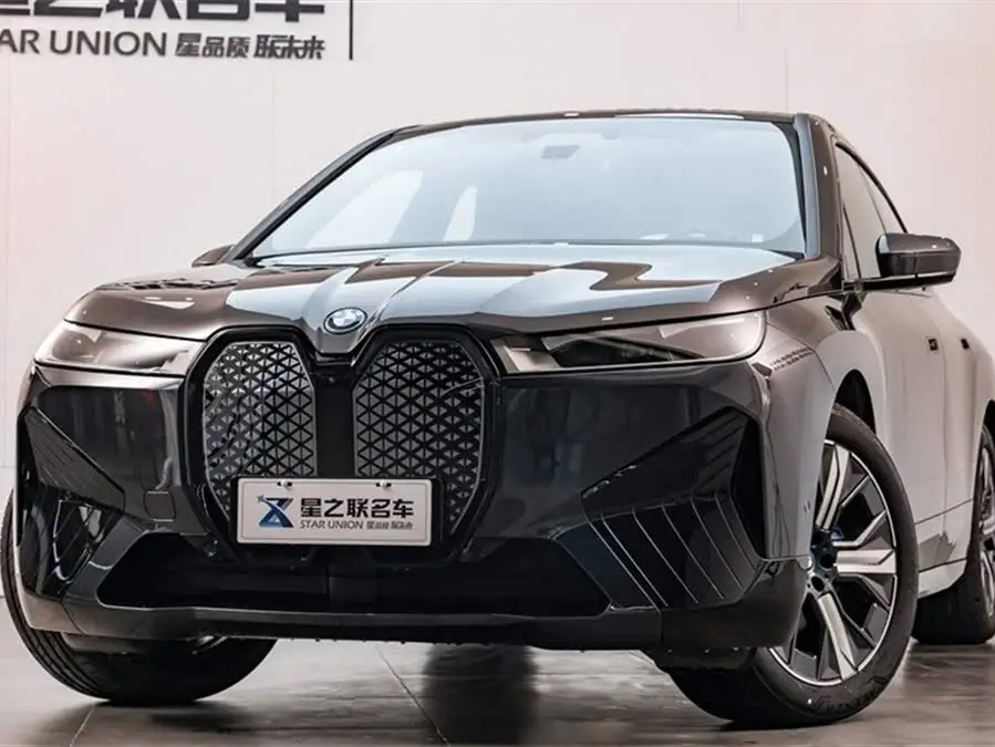 BMW iX 2023 Model Update xDrive40