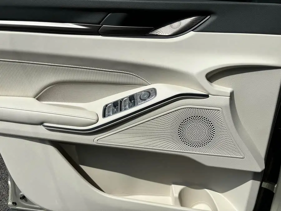 معلومات نموذجية أساسية