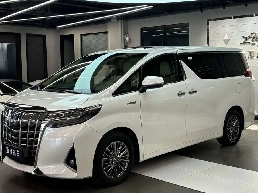 ألڤارد 2021 مزود بمحرك مزدوج 2.5 لتر فئة بريميوم