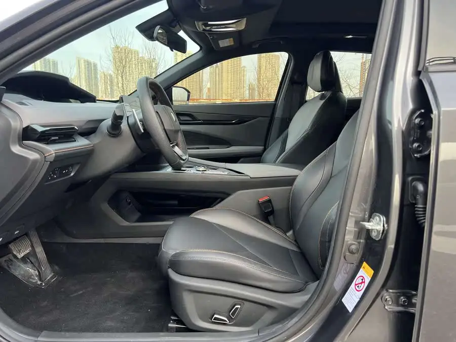 Changan UNI-V 2022 1.5T Premium