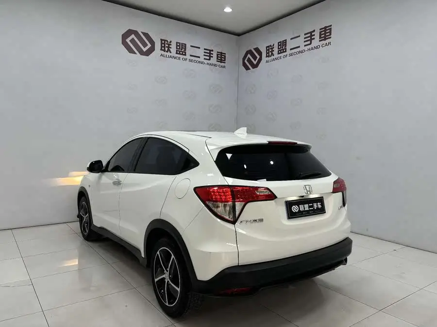 هوندا HR-V 2020 1.5 لتر CVT النسخة الرائدة