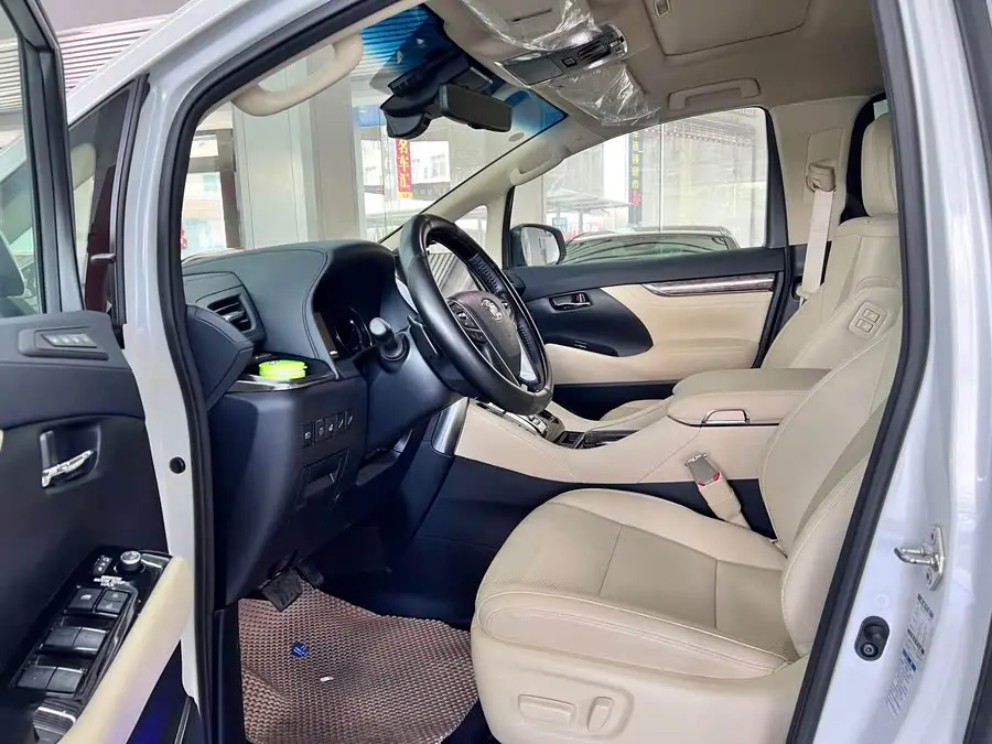 ألفارد 2021 هايبرد 2.5 لتر إصدار بريميوم