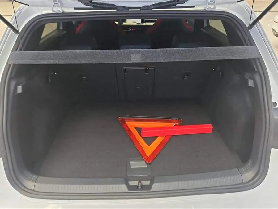 Golf 2023 380TSI DSG GTI